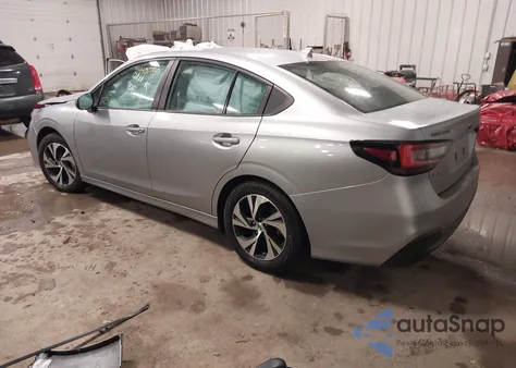 2025 Subaru Legacy Premium z USA, uszkodzony, nr VIN 4S3BWAD63S3015704